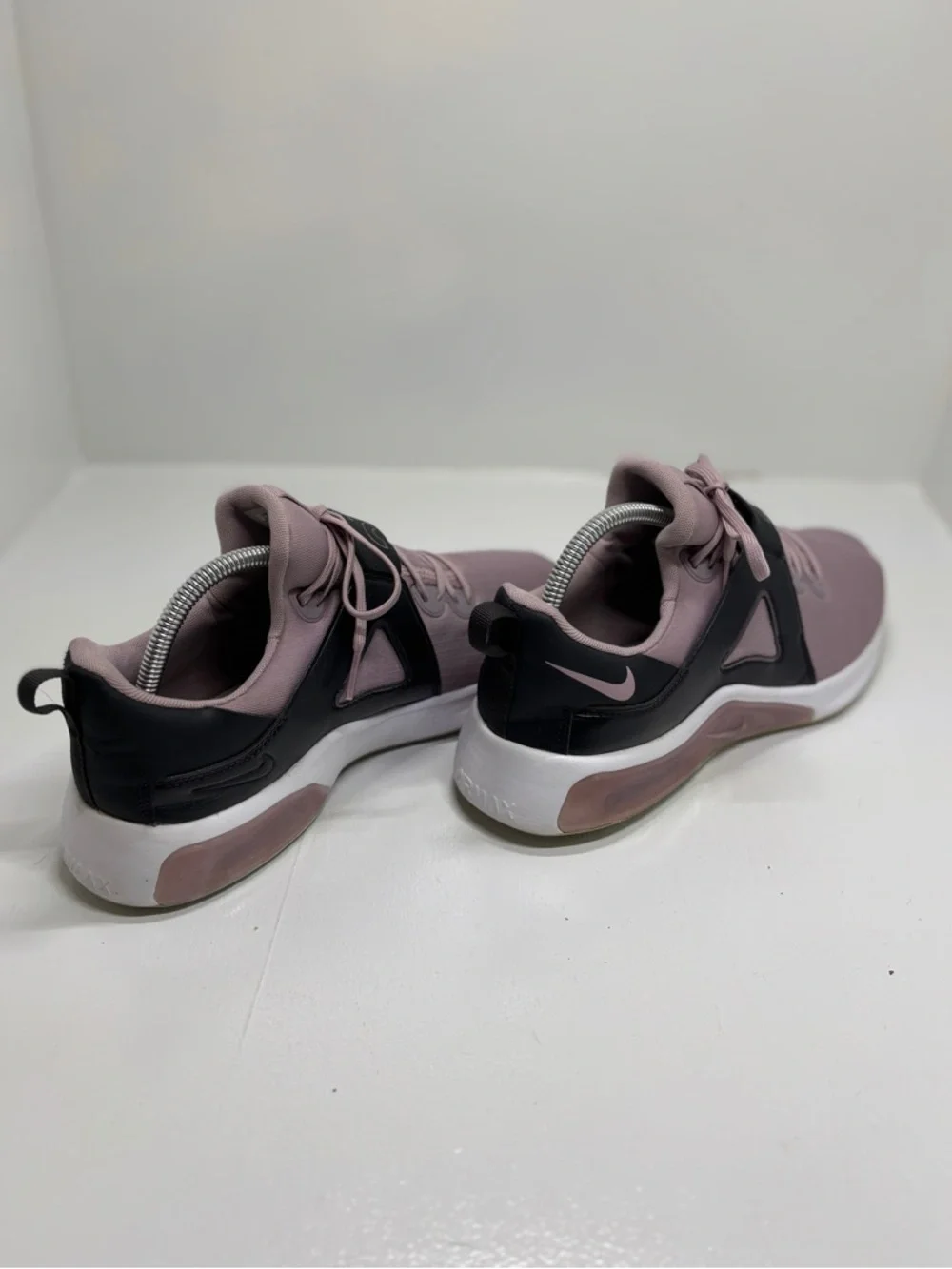 Nike Air Bella TR 3 Pink Black Training Shoes Women’s Size 10